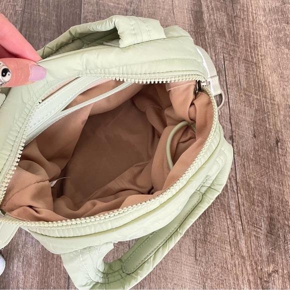 Sondra Roberts Squared Nylon Puffer Bag Mint Green Crossbody Bag - Picture 8 of 10